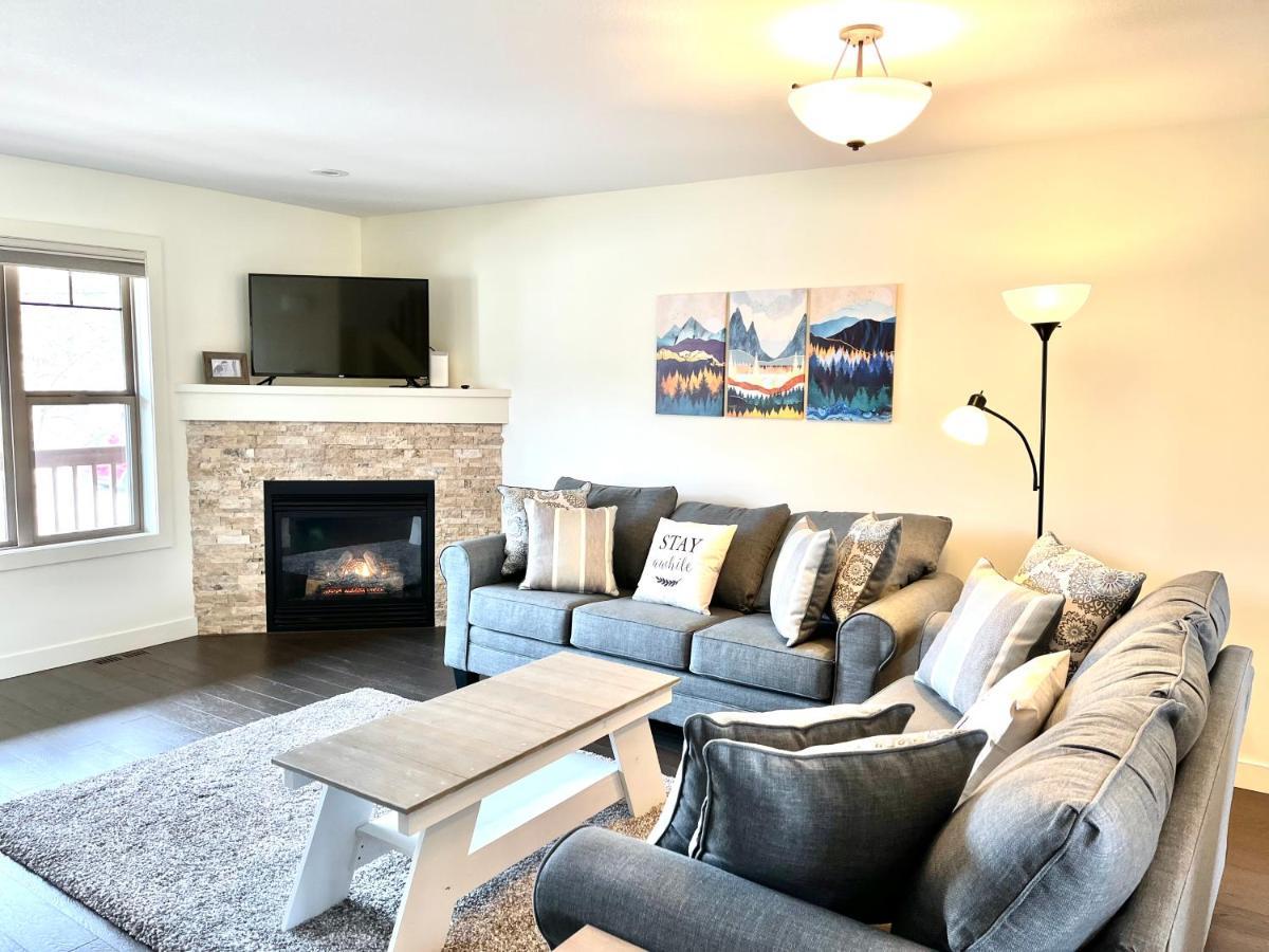 Perfect Base Invermere 3Bd Townhouse Mt Views With Garage Exterior foto